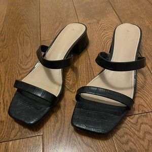 Aldo Low Rise Sandals